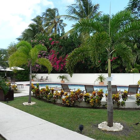 Buccaneer Beach Club Aparthotel Dickenson Bay Exterior photo