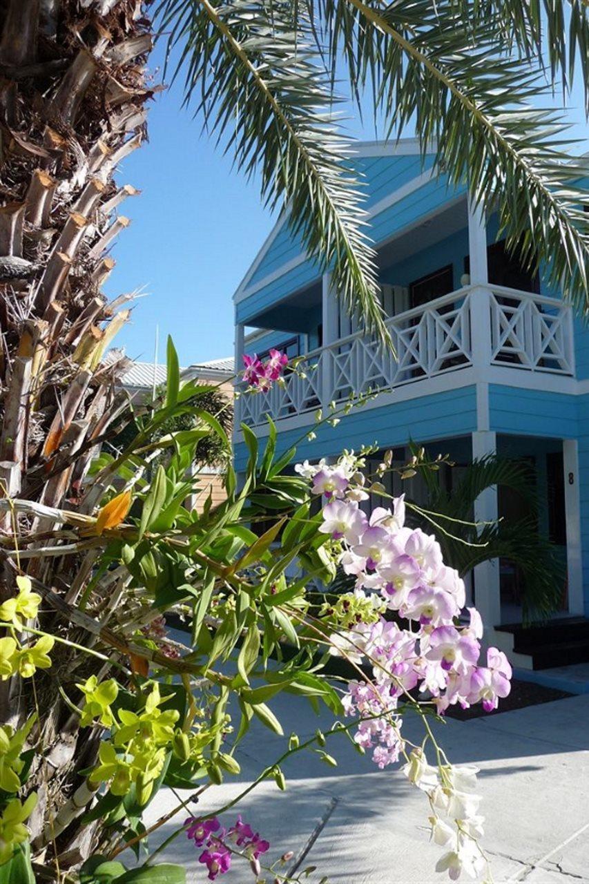 Buccaneer Beach Club Aparthotel Dickenson Bay Exterior photo