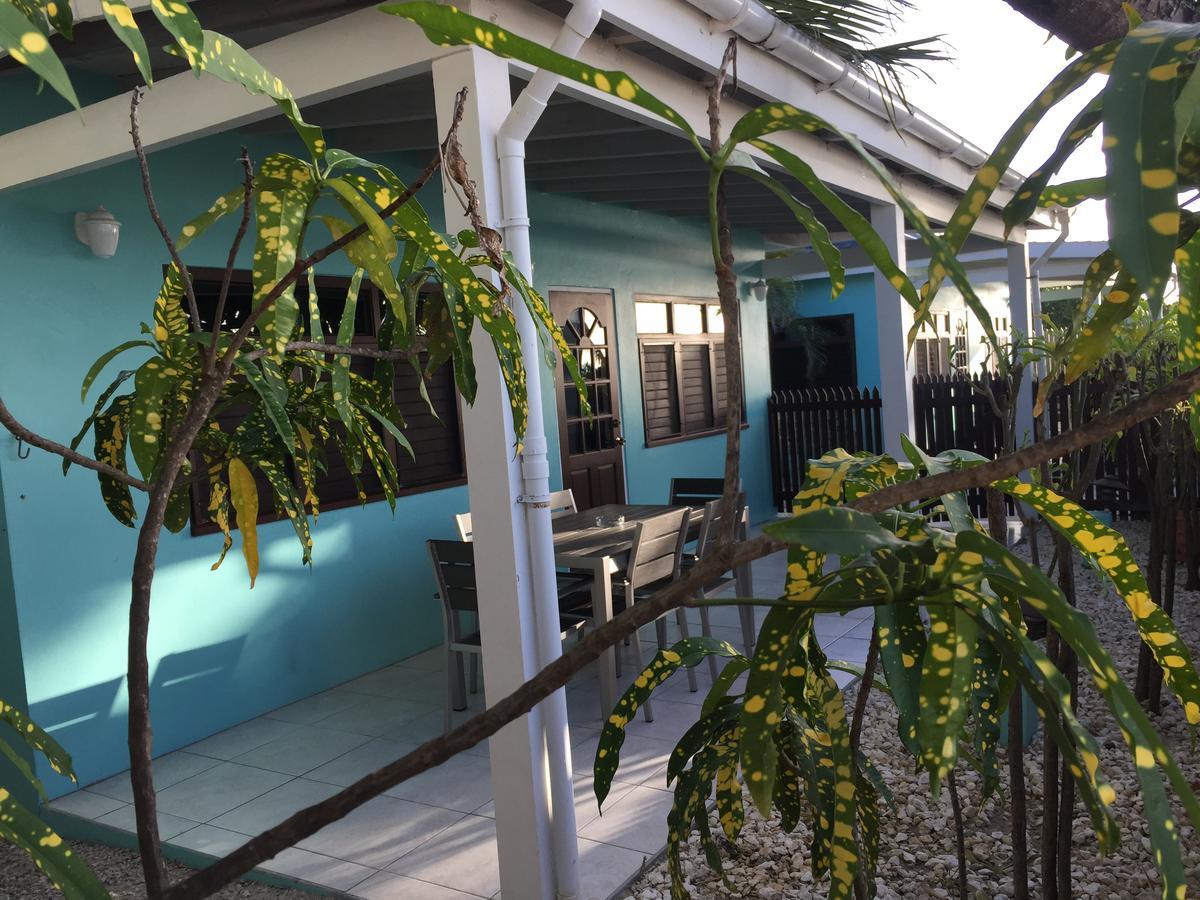 Buccaneer Beach Club Aparthotel Dickenson Bay Exterior photo